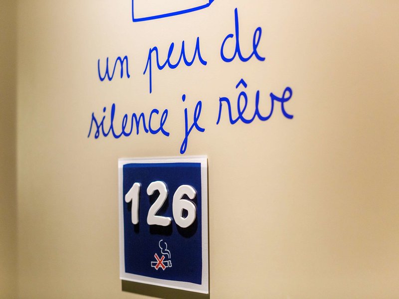 ibis budget saint quentin en yvelines velodrome