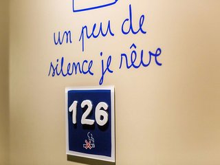 ibis budget saint quentin en yvelines velodrome