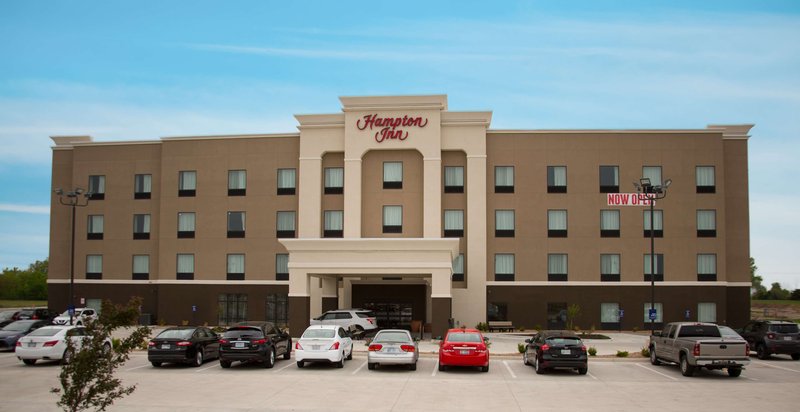 Hampton Inn Mcpherson