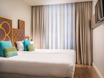 ibis styles barcelona centre hotel