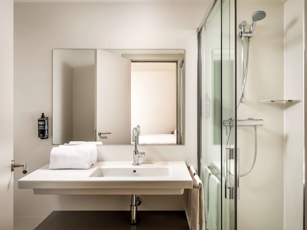 ibis styles barcelona centre hotel