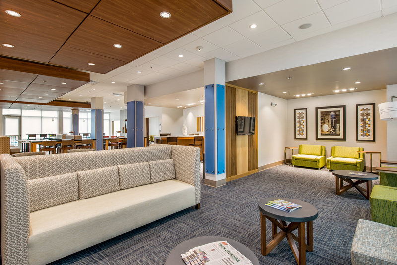 holiday inn express and suites carrollton west an ihg hotel