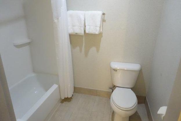 holiday inn express and suites brentwood by ihg