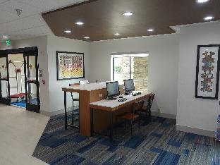 holiday inn express and suites brentwood by ihg