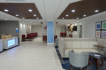 holiday inn express and suites brentwood by ihg