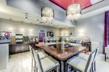 Staybridge Suites Columbus Univ Area - Osu By Ihg,Franklin County>>Columbus,3 star
