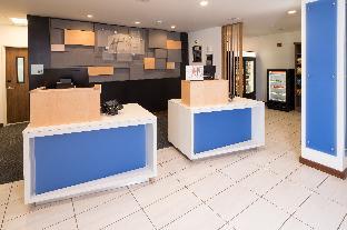holiday inn express and suites la porte by ihg