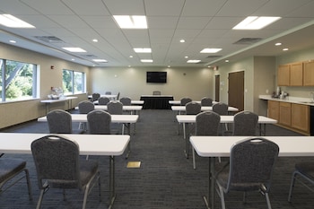 Holiday Inn Express & Suites La Porte By Ihg,La Porte>>Indiana,3 star