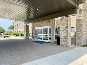 Holiday Inn Express & Suites La Porte By Ihg,La Porte>>Indiana,3 star