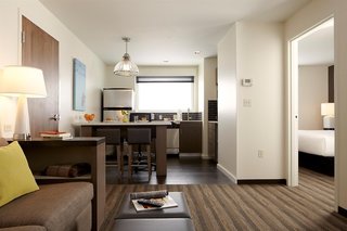 Hyatt House Portland/Downtown,Multnomah>>Astoria,3 star