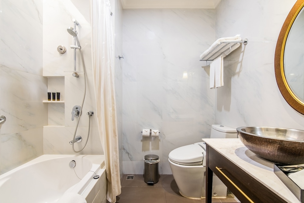 the metropole bangkok thonglor hotel