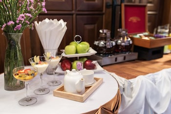 the metropole bangkok thonglor hotel