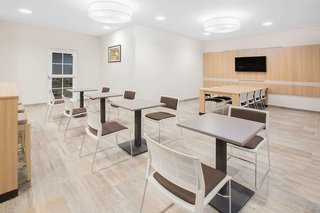 Microtel Inn & Suites By Wyndham Cuauhtemoc Campos Menonitas,Cuauhtemoc>>Chihuahua,4 star