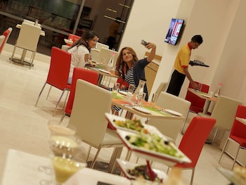 ibis chennai omr hotel