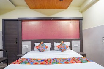 Hotel Sai National,Vishakhapatnam>>Visakhapatnam,3 star