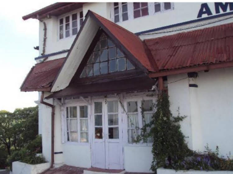 prince hotel