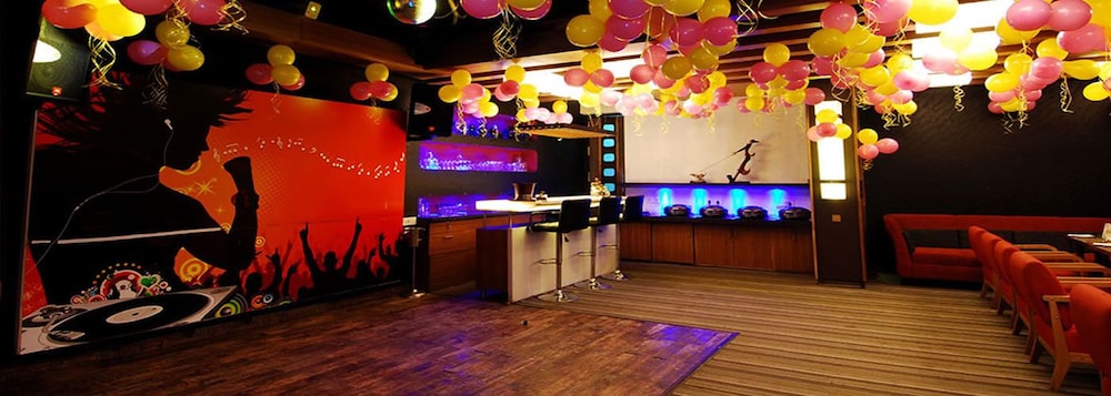 apple paradise manali hotel