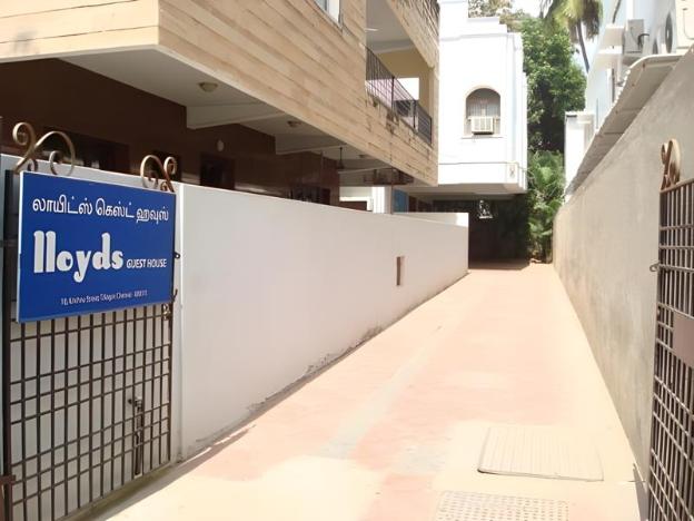 lloyds guest house krishna street t nagar