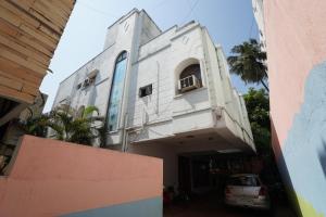 lloyds guest house krishna street t nagar