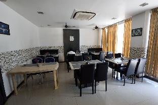 Rbs Residency,Thilla Nagar,3 star