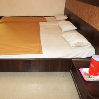 Hotel Om Sai Laxmi,Palki Road,3 star