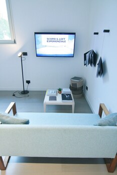 experience design bed and show