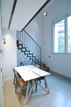 experience design bed and show