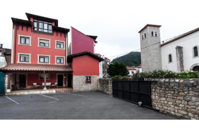 hotel y apartamentos san jorge