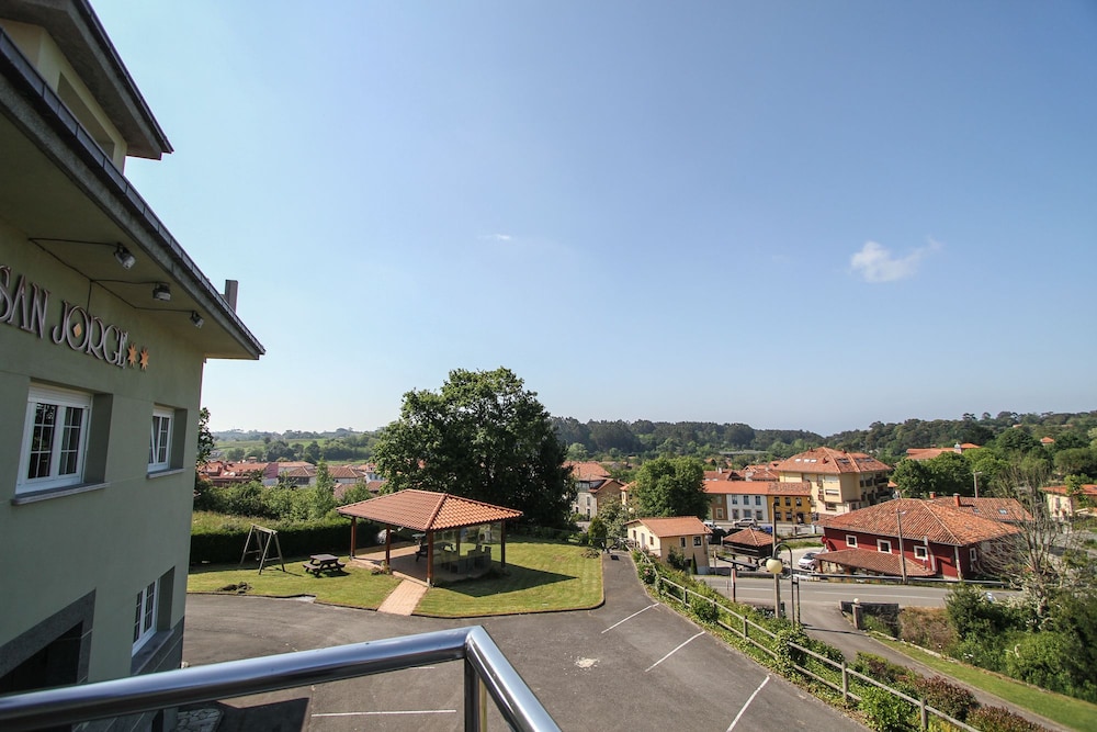hotel y apartamentos san jorge
