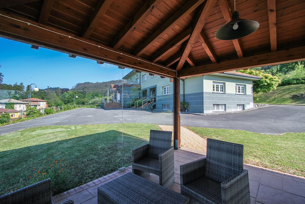 hotel y apartamentos san jorge