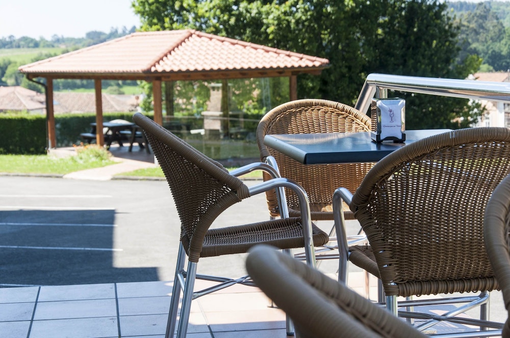 hotel y apartamentos san jorge