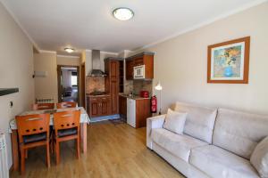 hotel y apartamentos san jorge