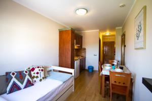 hotel y apartamentos san jorge