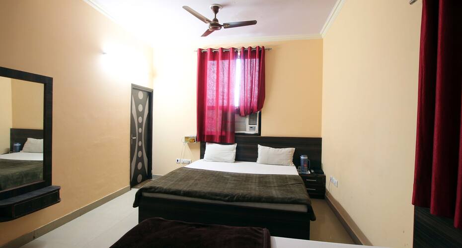 hotel mansarover muskan