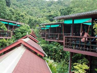t star cottage