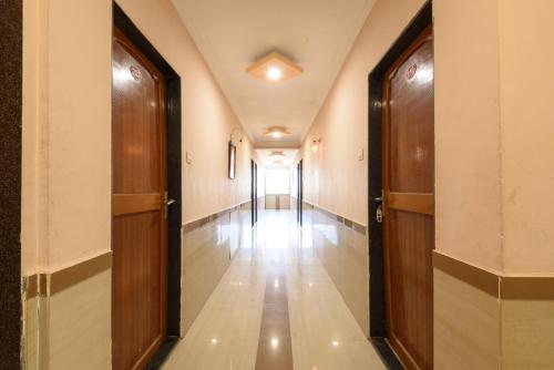 Hotel Sai Shraddha,Akola>>Ahmednagar,3 star