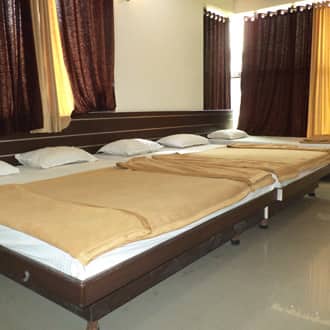 hotel sai govind