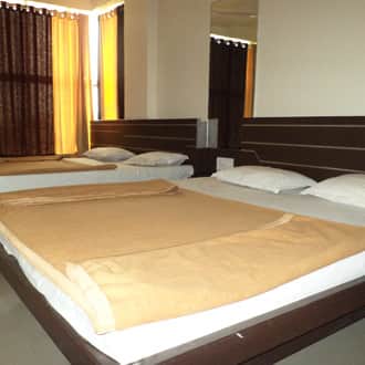 hotel sai govind