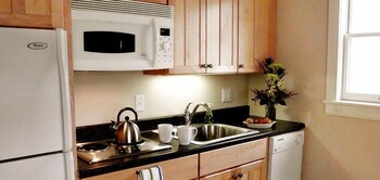 Butler House,Stowe>>Lamoille County,3 star