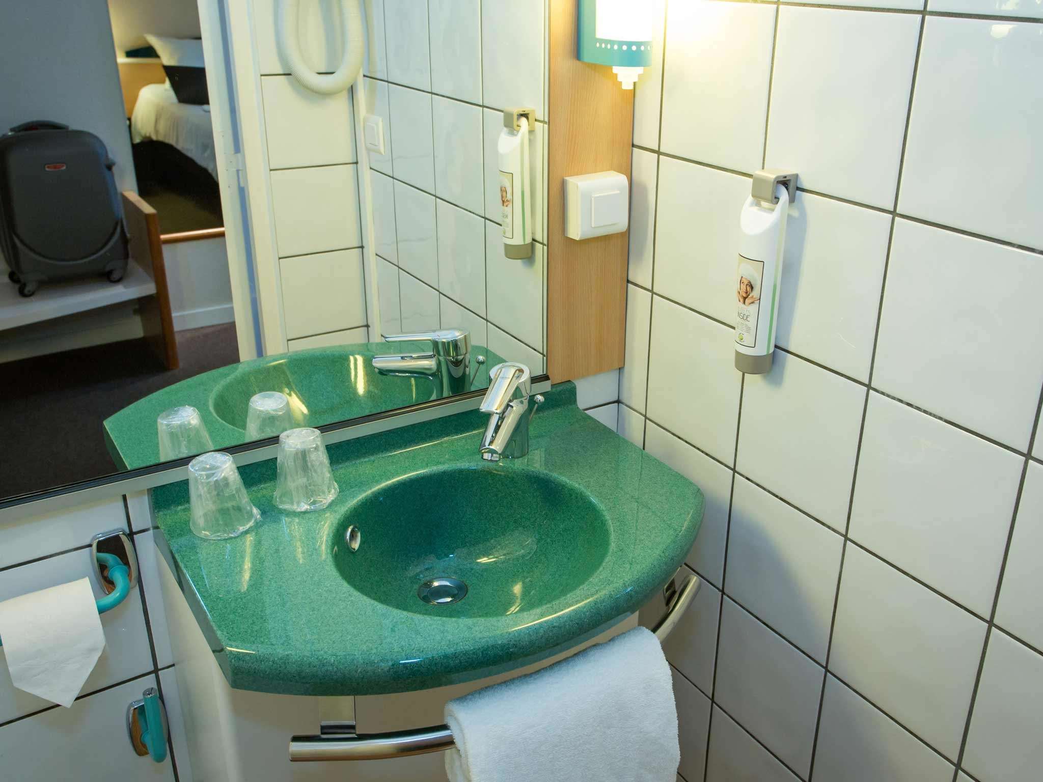 hotel ibis perpignan sud saint charles adults only