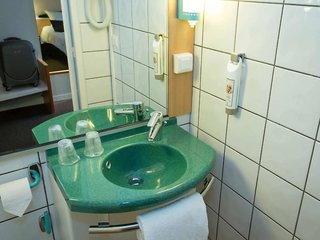 hotel ibis perpignan sud saint charles adults only