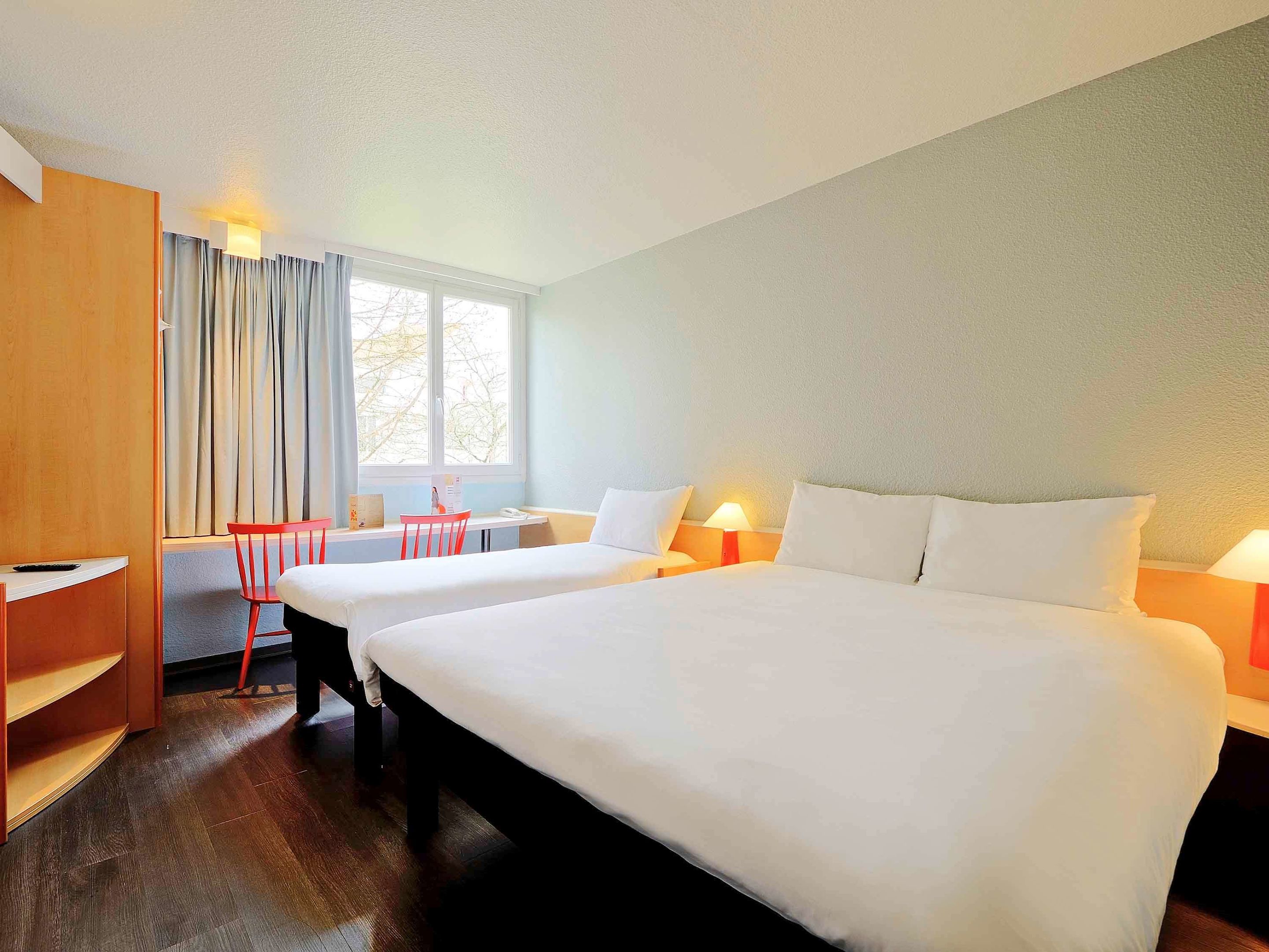 hotel ibis poitiers beaulieu adults only
