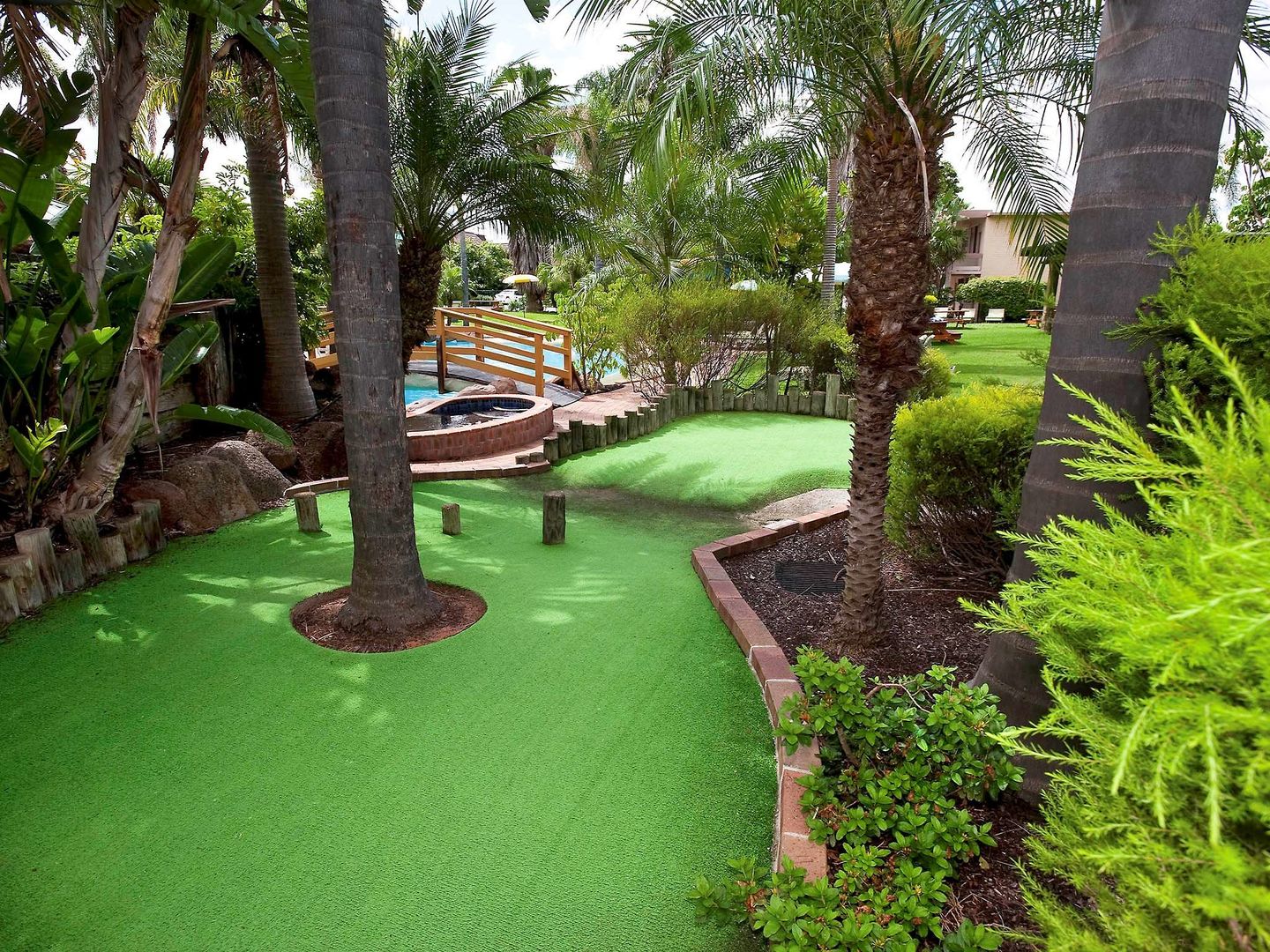 swan hill resort