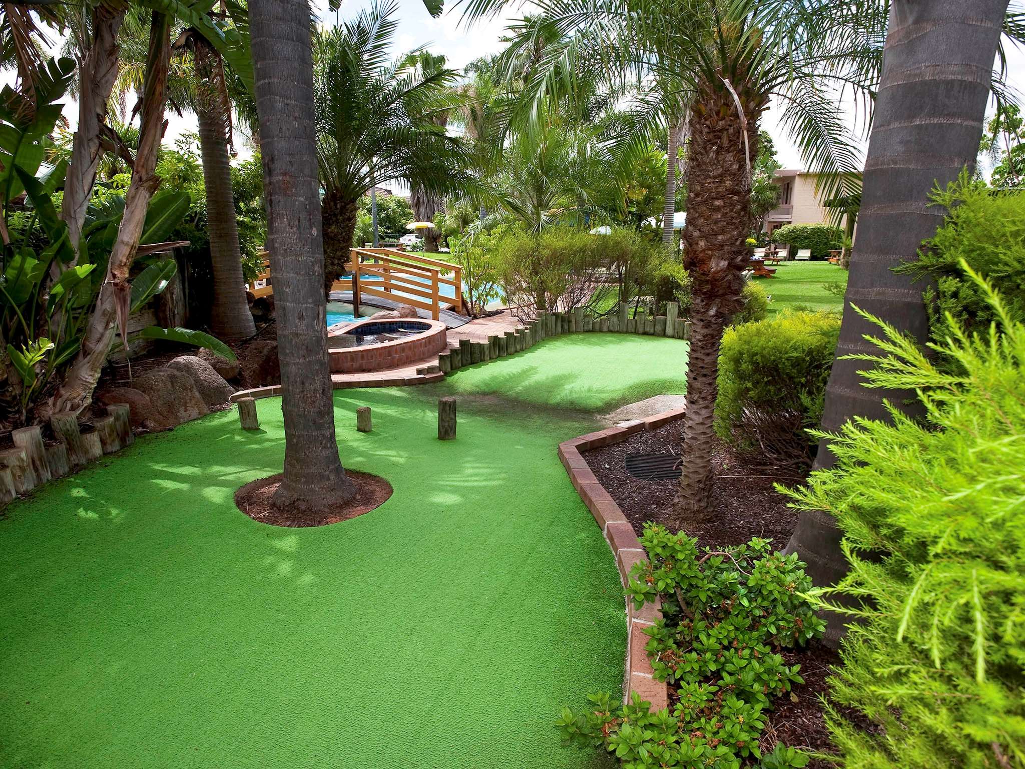 swan hill resort
