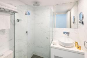 ibis sydney world square