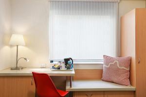 ibis sydney world square