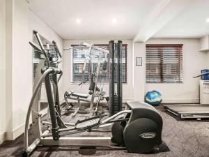 ibis sydney world square