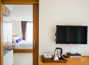 the lunar patong