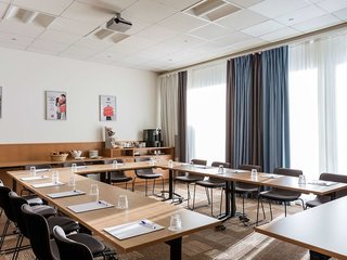 Ibis Winterthur City,Winterthur>>Neftenbach,2.5 star