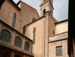 Il Chiostro Del Carmine,Near Siena Cathedral,4 star